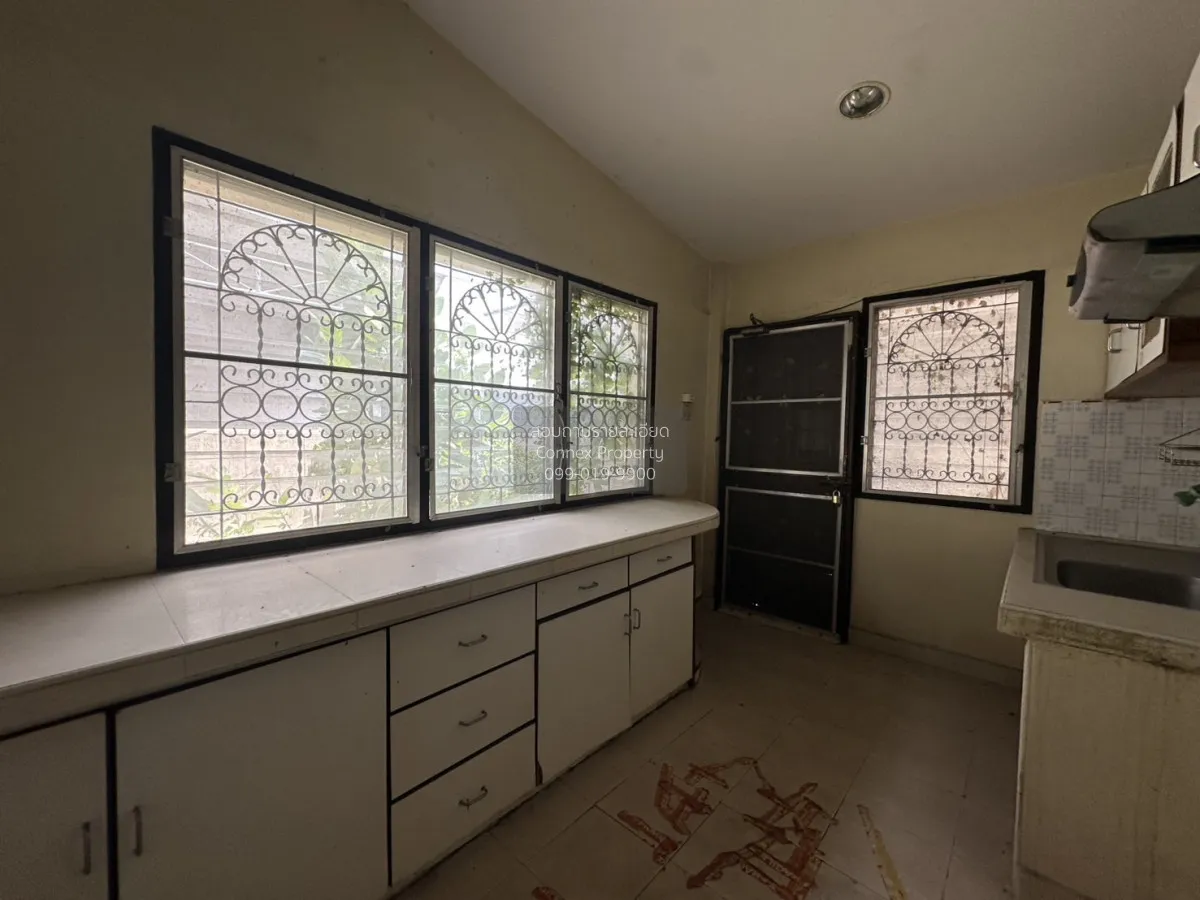 ขายบ้าน  บ้านเสนานิเวศน์ 2 จรเข้บัว เขต ลาดพร้าว กรุงเทพ CX-15136