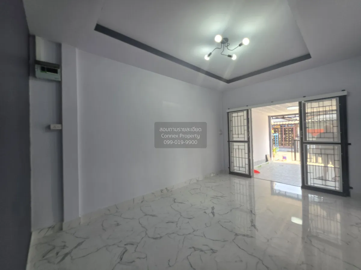 ขายทาวน์เฮ้าส์/ทาวน์โฮม  กรีนการ์เด้นโฮม คลอง 11 ห้องมุม หน้ากว้า