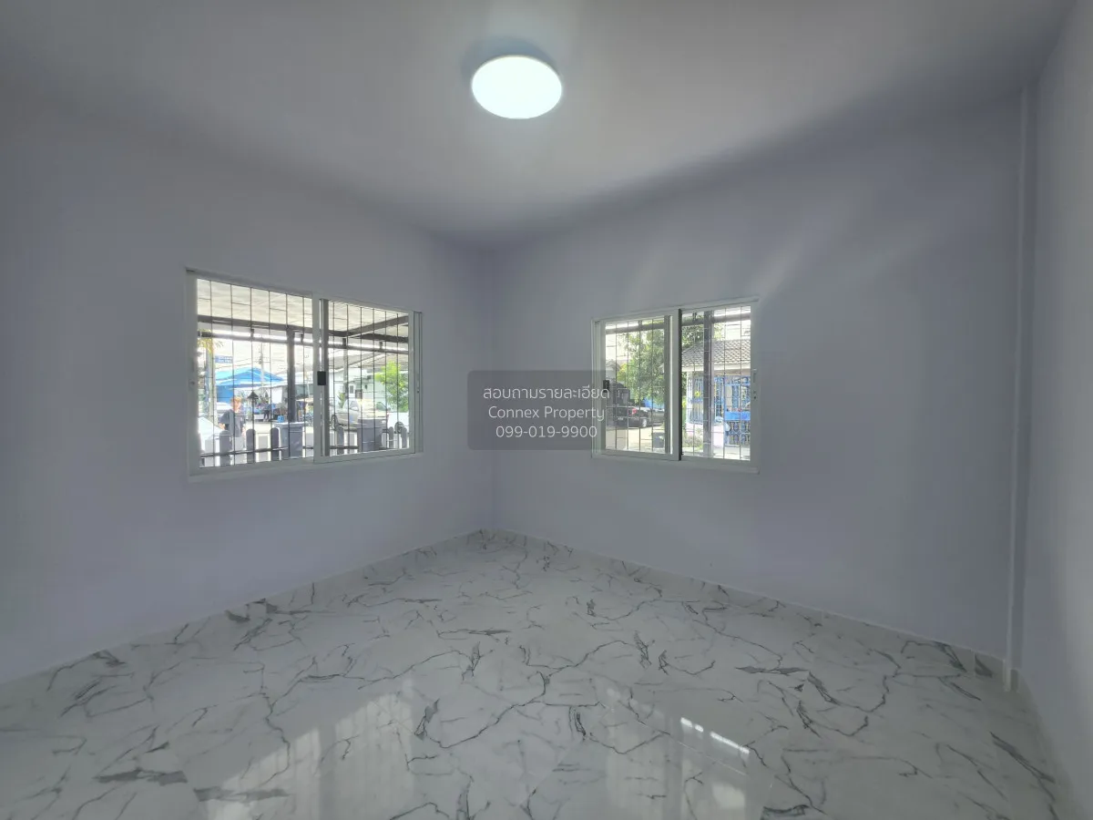 ขายทาวน์เฮ้าส์/ทาวน์โฮม  กรีนการ์เด้นโฮม คลอง 11 ห้องมุม หน้ากว้า