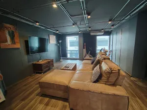 เช่าคอนโด  การ์เด้น เพลส รัชดา 20 หน้ากว้าง MRT-รัชดาภิเษก สามเสนนอก เขต ห้วยขวาง กรุงเทพ CX-151397