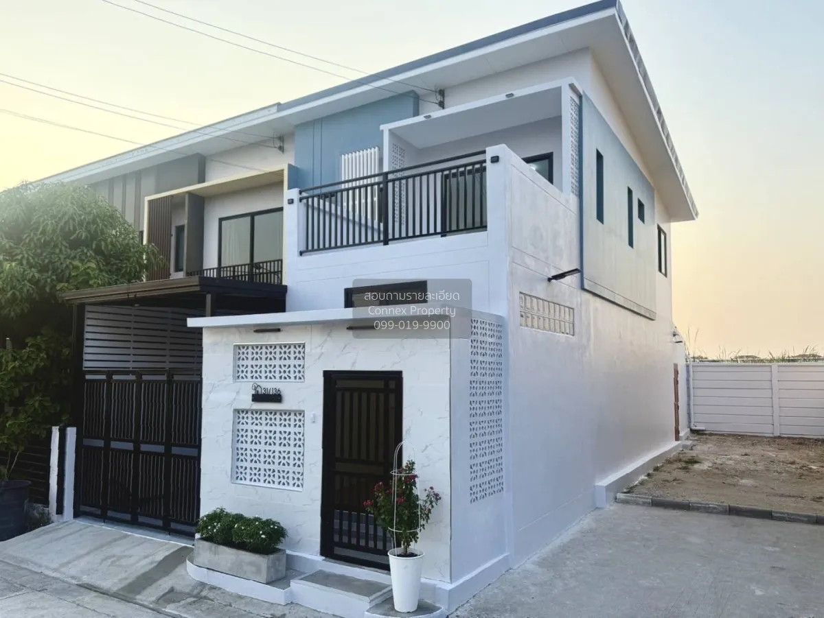 For Sale Townhouse/Townhome  , Pruksa Lite Lox Rattanathibet , co 2