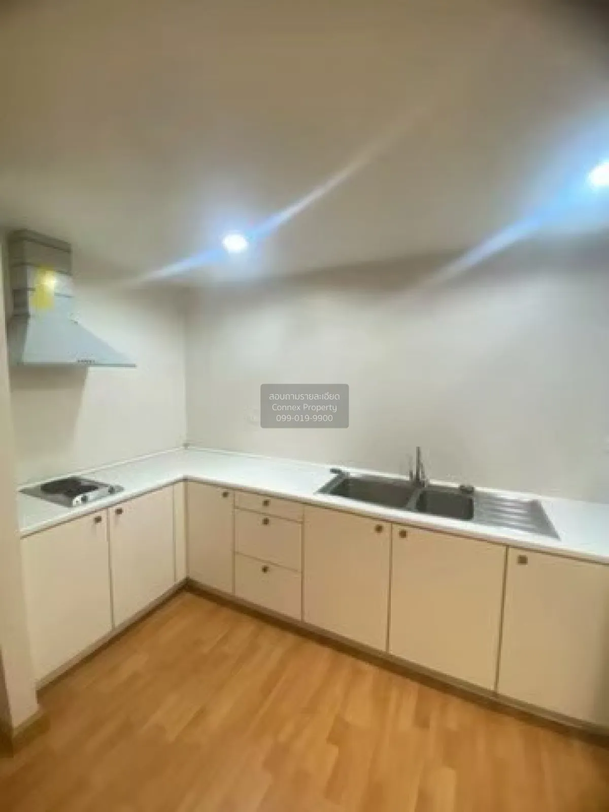 เช่าคอนโด  รีสอร์ทต้า เย็นอากาศ ช่องนนทรี เขต ยานนาวา กรุงเทพ CX- 4