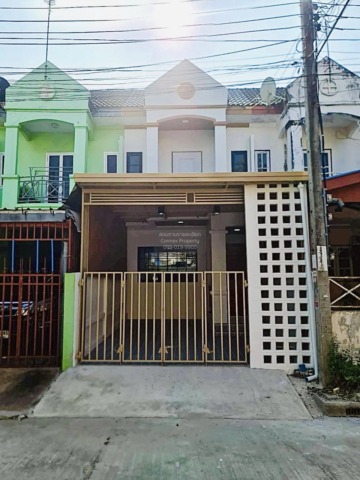 For Sale Townhouse/Townhome  , Kritsana Romklao 12 , newly renova 1