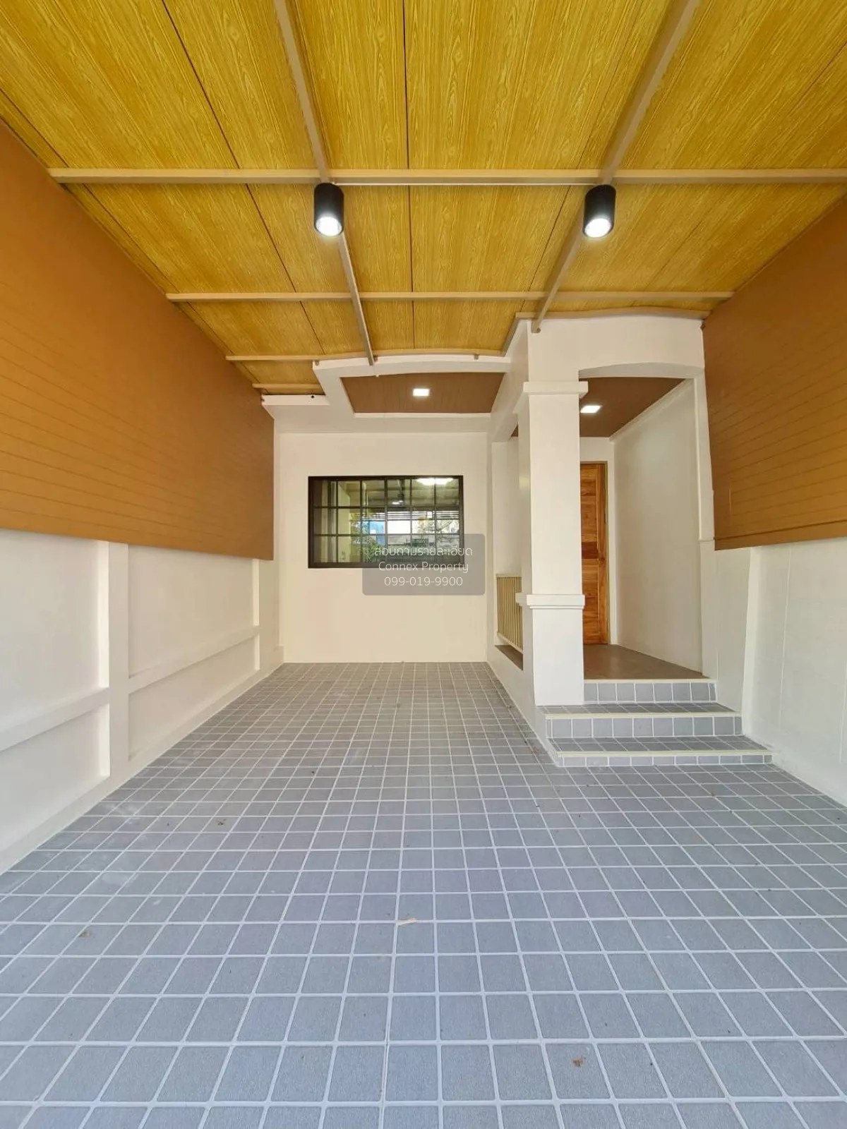 For Sale Townhouse/Townhome  , Kritsana Romklao 12 , newly renova 2