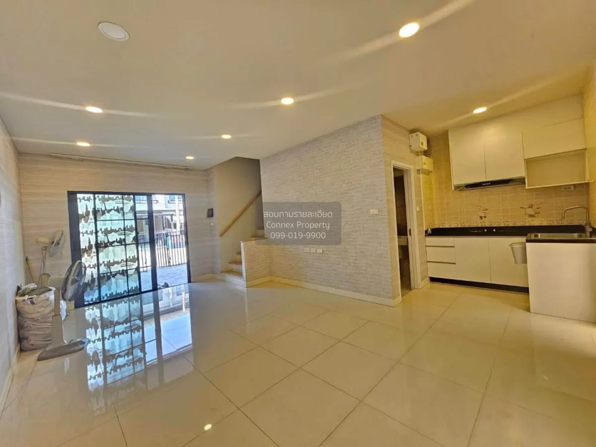 ขายทาวน์เฮ้าส์/ทาวน์โฮม  บริทาเนีย เมกะทาวน์ บางนา ห้องมุม บางแก้ 4