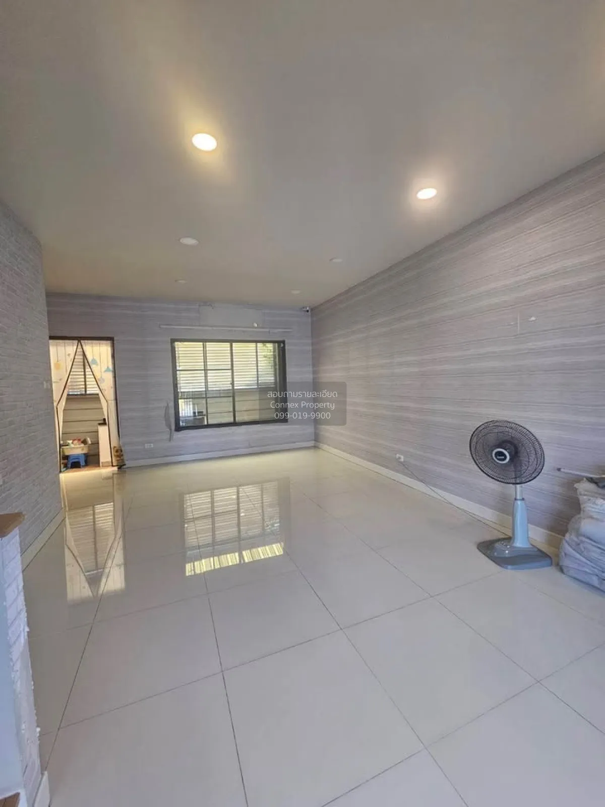 ขายทาวน์เฮ้าส์/ทาวน์โฮม  บริทาเนีย เมกะทาวน์ บางนา ห้องมุม บางแก้