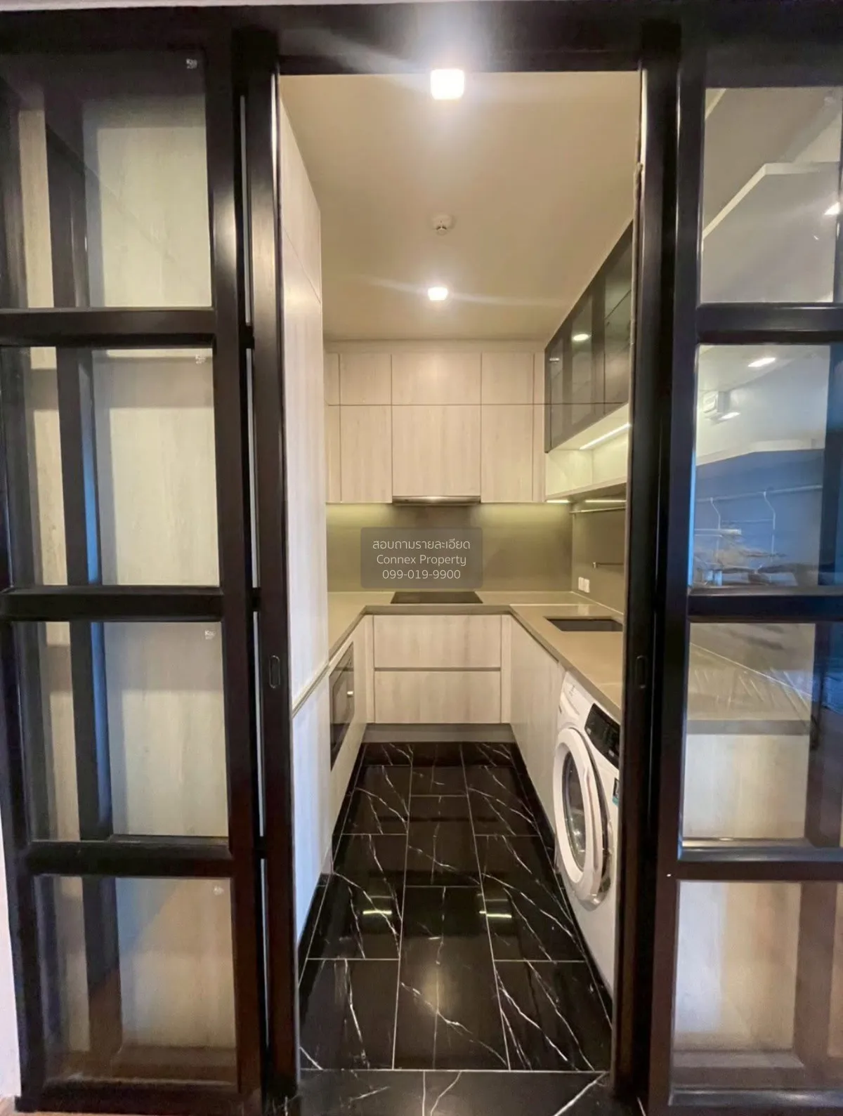 ขายคอนโด  มีลเลอร์ สุขุมวิท 40 BTS-เอกมัย คลองเตย เขต พระโขนง กรุ