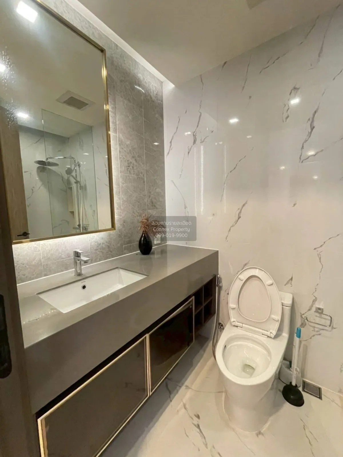 ขายคอนโด  มีลเลอร์ สุขุมวิท 40 BTS-เอกมัย คลองเตย เขต พระโขนง กรุ