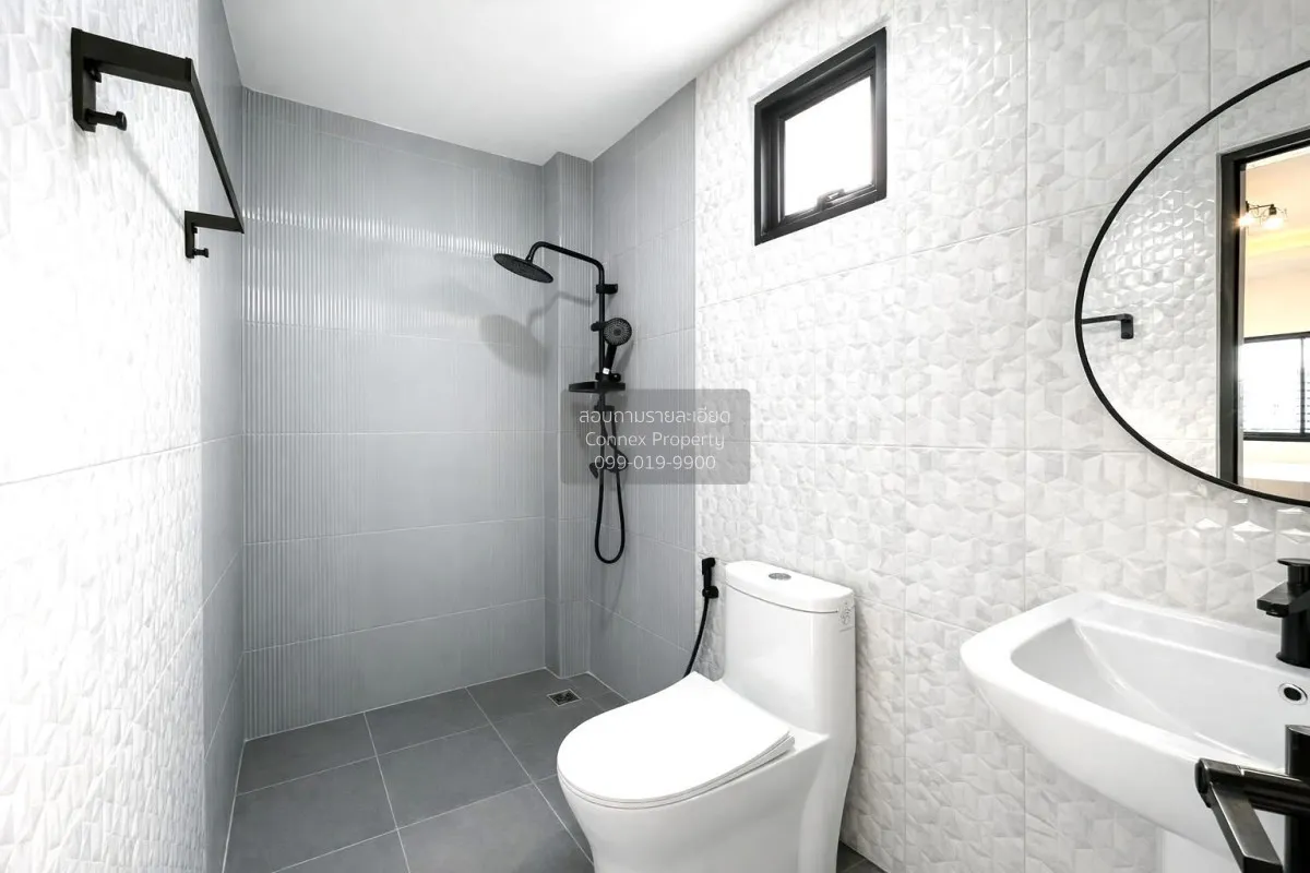 For Sale House , Baan Prompat 1 Ramindra , newly renovated , Sam 