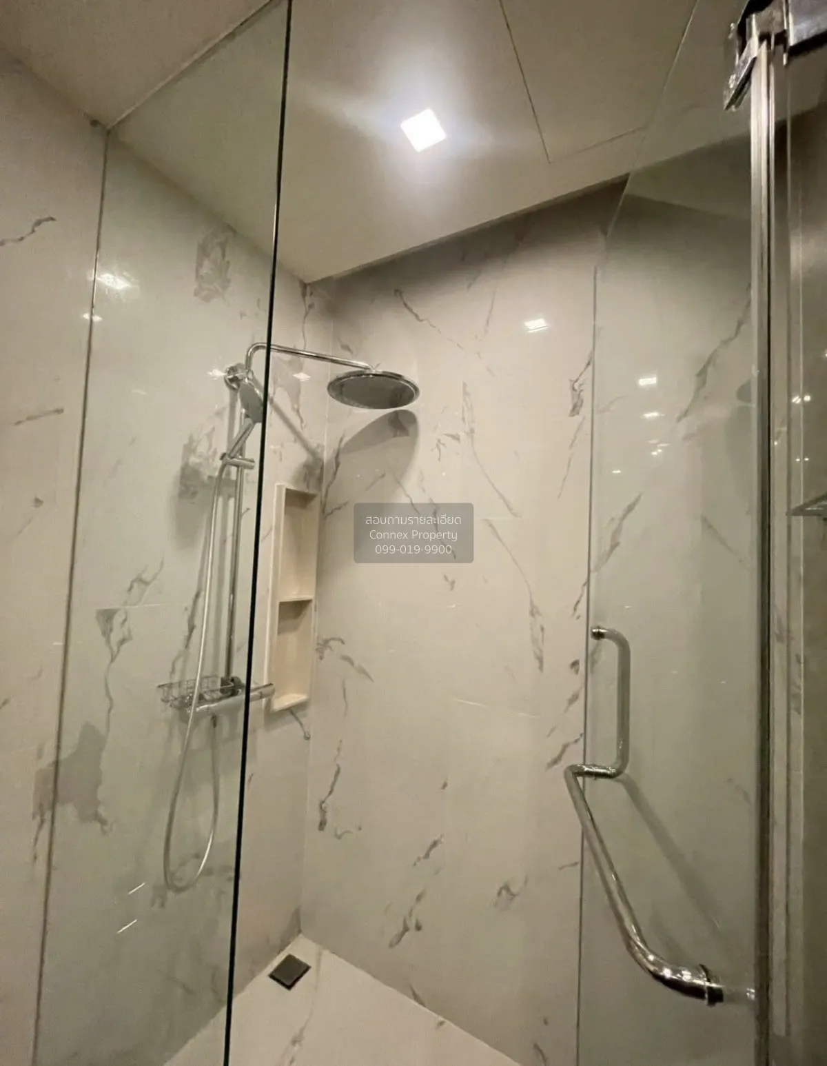 เช่าคอนโด  มีลเลอร์ สุขุมวิท 40 ห้องมุม หน้ากว้าง BTS-เอกมัย คลอง