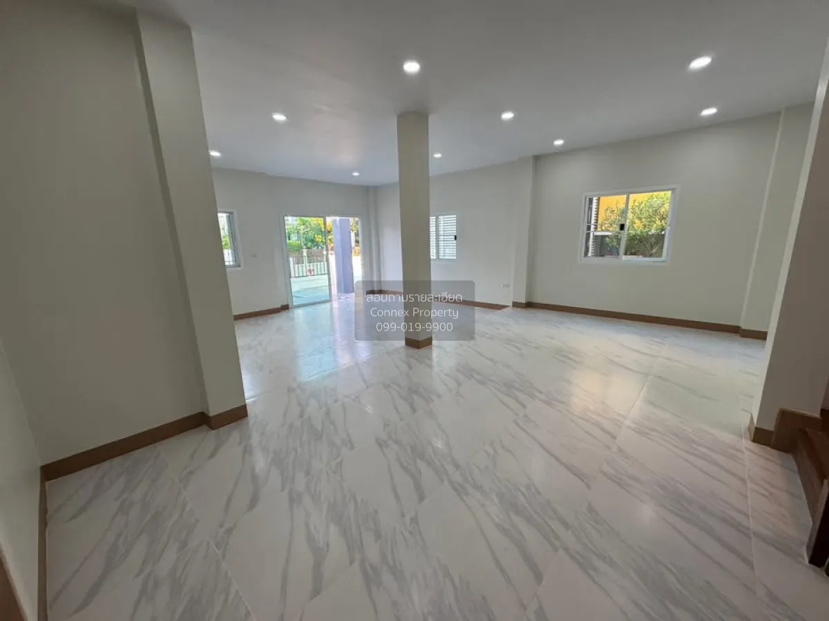 For Sale House , Wisetsuk Nakhon 19 , Phanthai Norasing , Mueang 