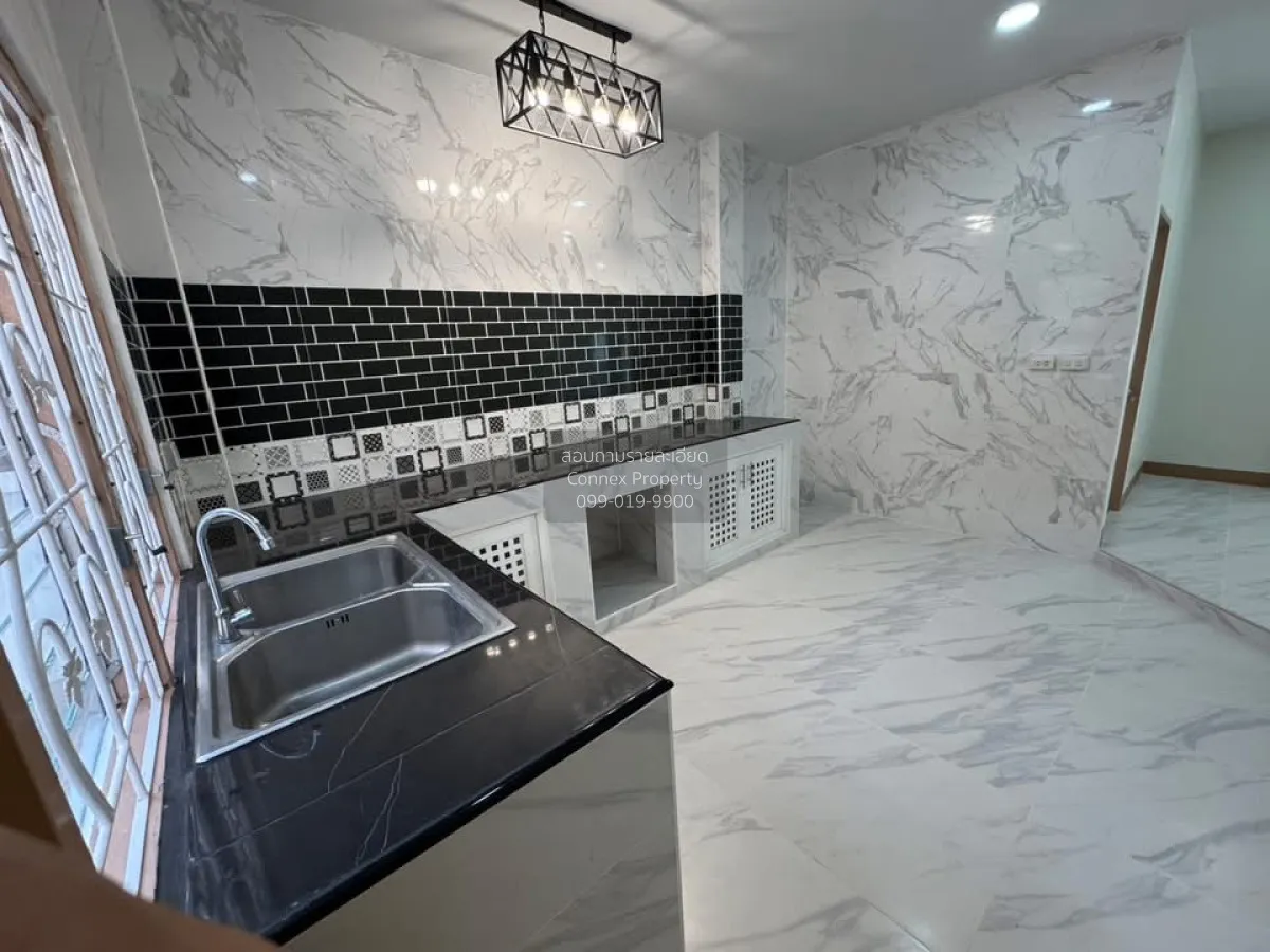 For Sale House , Wisetsuk Nakhon 19 , Phanthai Norasing , Mueang 