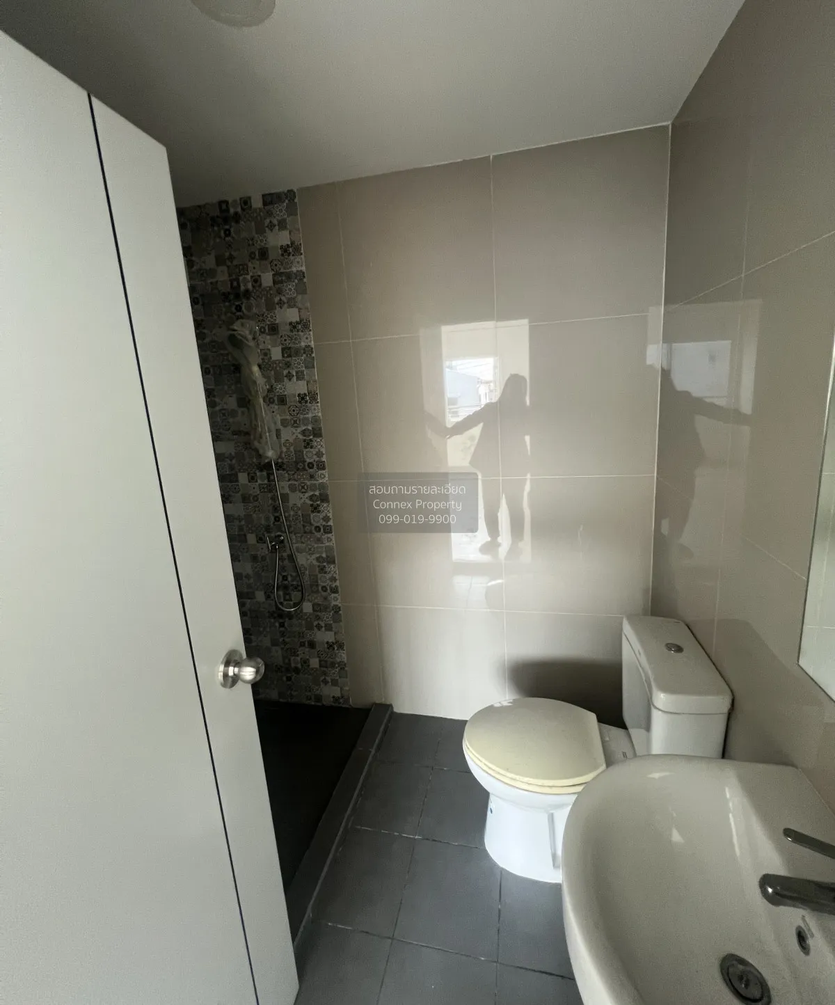 For Sale Commercial Building , Foresta View Songprapha - Donmuean