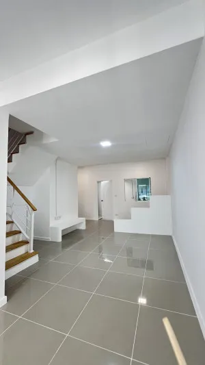 For Sale Townhouse/Townhome  , Baan Pruksa 125 Ladkrabang - Suvarnabhumi 3 , newly renovated , Nong Prue , Bang Phli , Samut Prakarn , CX-151570