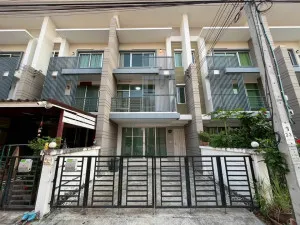 ขายทาวน์เฮ้าส์/ทาวน์โฮม  ทาวน์พลัส ประชาอุทิศ ทุ่งครุ เขต ทุ่งครุ กรุงเทพ CX-151577