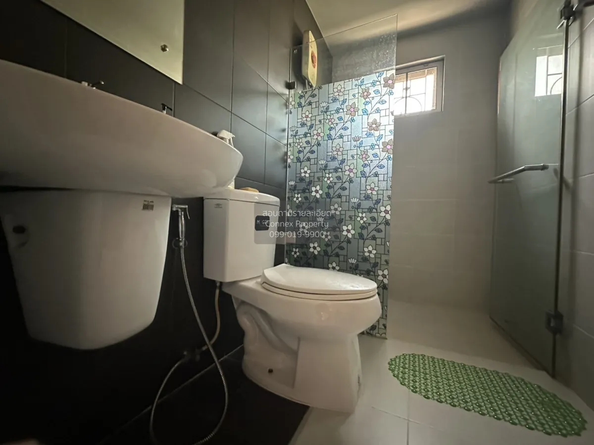 For Sale House , Le - marn Klong Luang , wide frontage , Khlong N