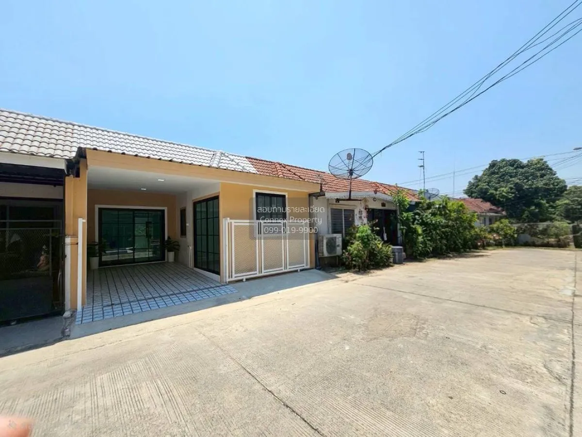 ขายทาวน์เฮ้าส์/ทาวน์โฮม  บ้านบัวทอง 4 บ้านกล้วย-ไทรน้อย รีโนเวทให 4