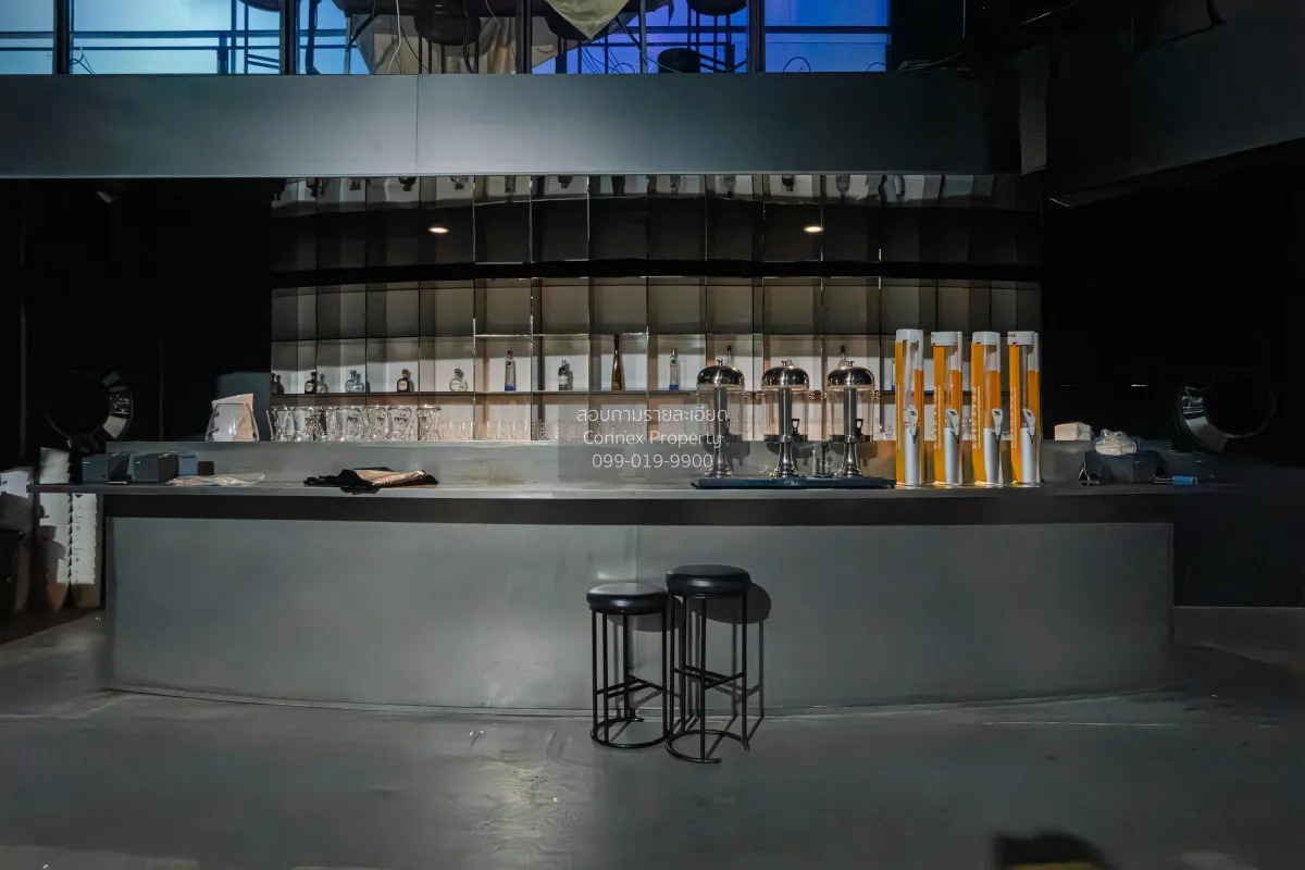 For Rent  For Lease / Business Takeover – 3-Storey Building (2,10