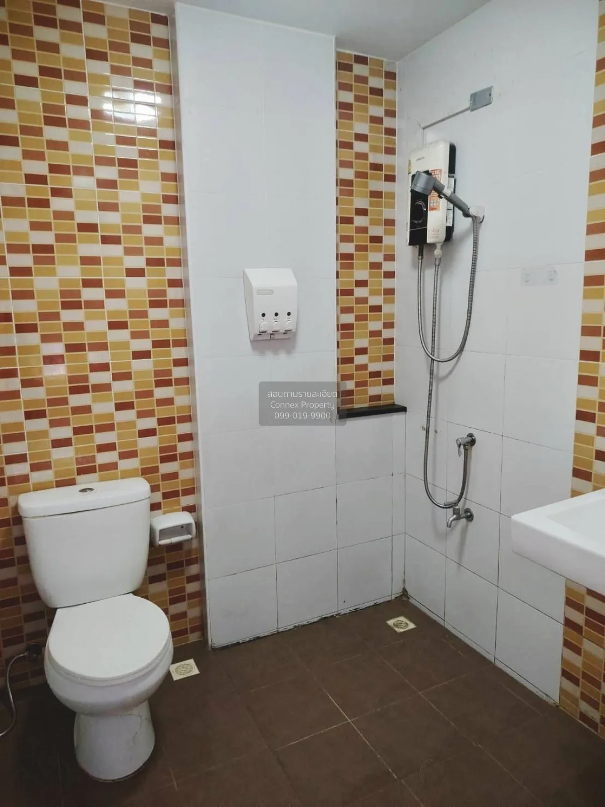 ขายทาวน์เฮ้าส์/ทาวน์โฮม  บ้านฟ้ากรีนเนอรี่ ทิวา ปิ่นเกล้า-สาย 5 บ