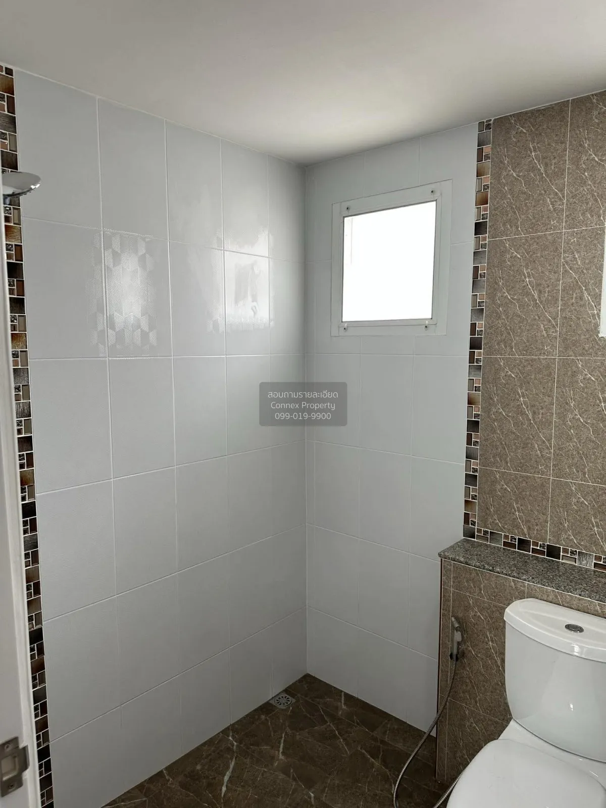 For Sale House , Baan Burirom Srinakarin - Wongwaen Theparak , Ph