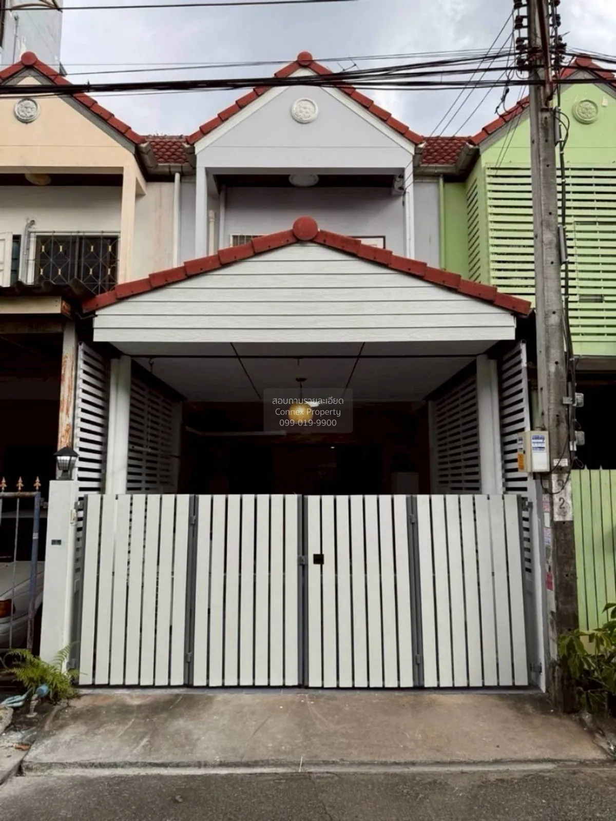 For Sale Two-story townhouse, Soi Ramintra 40 (Intersection 8) ,  1