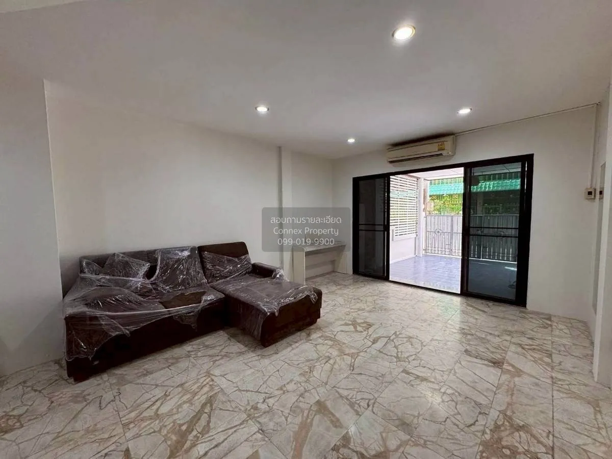 For Sale Two-story townhouse, Soi Ramintra 40 (Intersection 8) , 