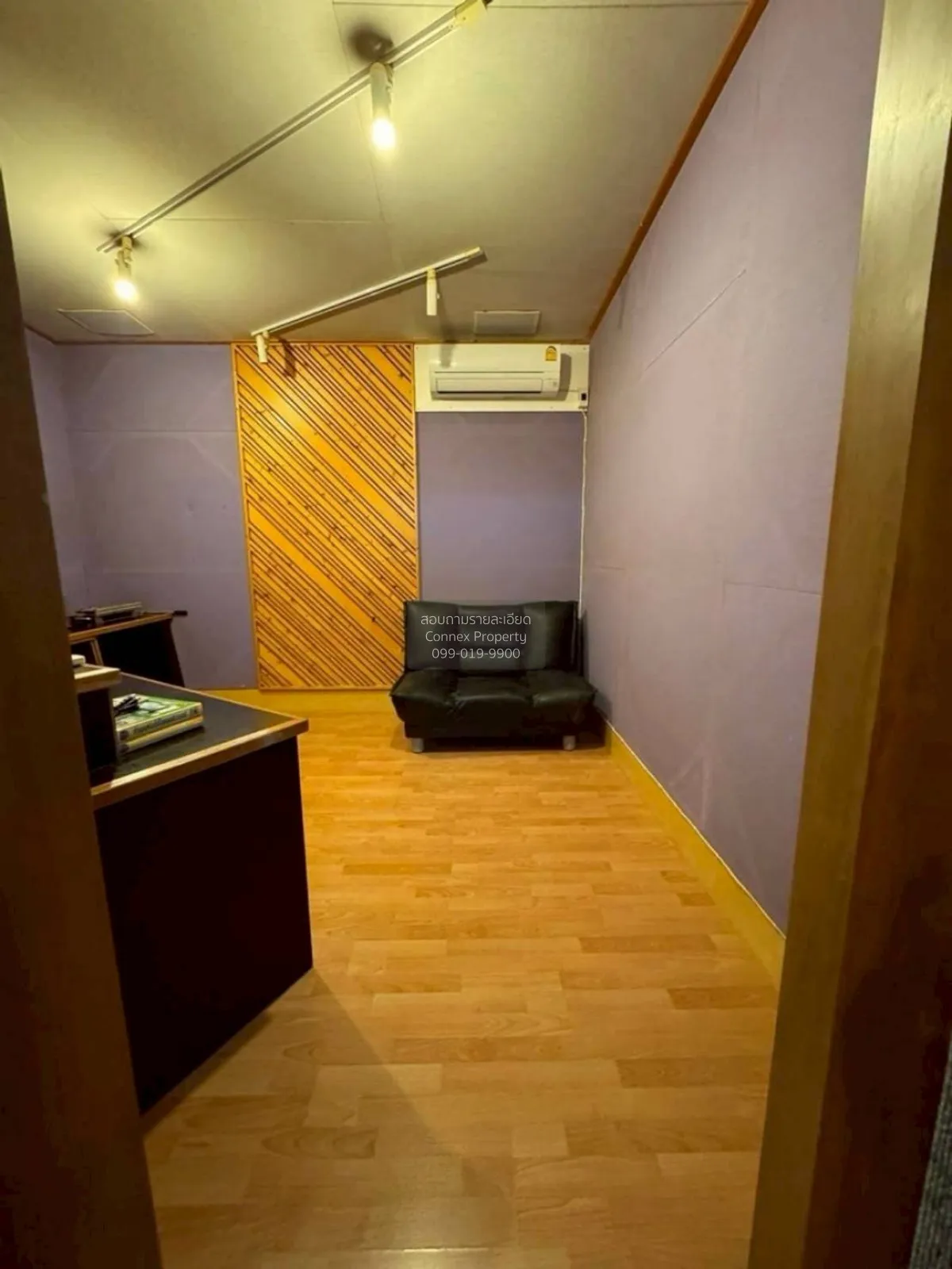 For Sale Two-story townhouse, Soi Ramintra 40 (Intersection 8) , 