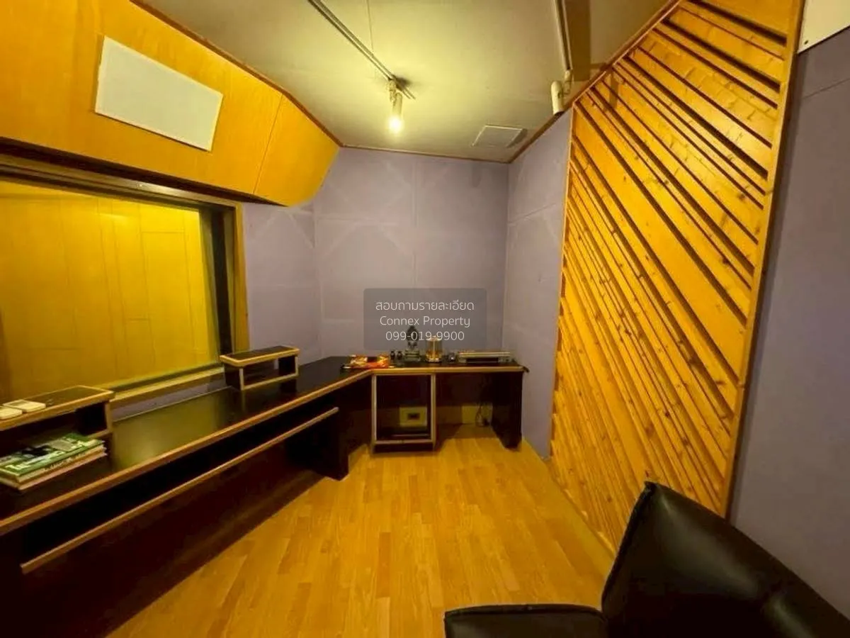 For Sale Two-story townhouse, Soi Ramintra 40 (Intersection 8) , 