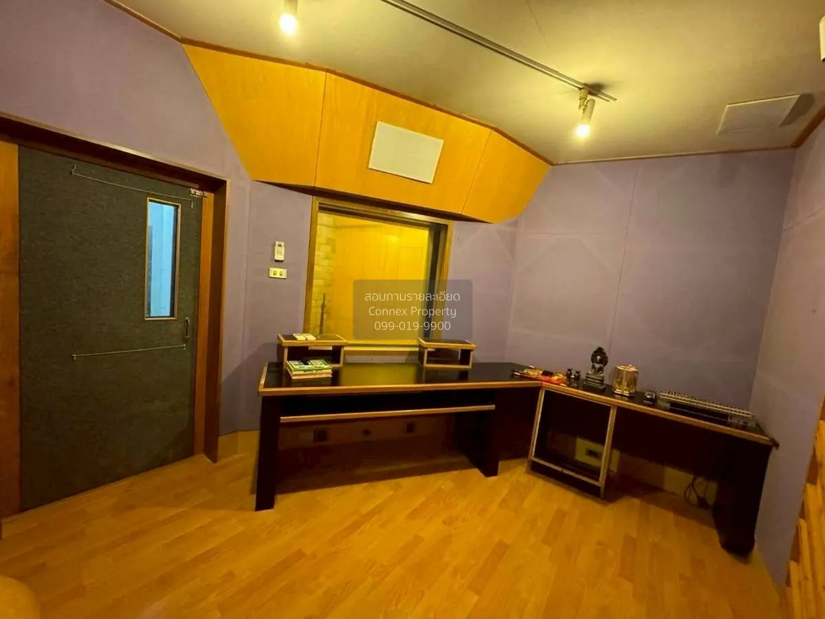 For Sale Two-story townhouse, Soi Ramintra 40 (Intersection 8) , 