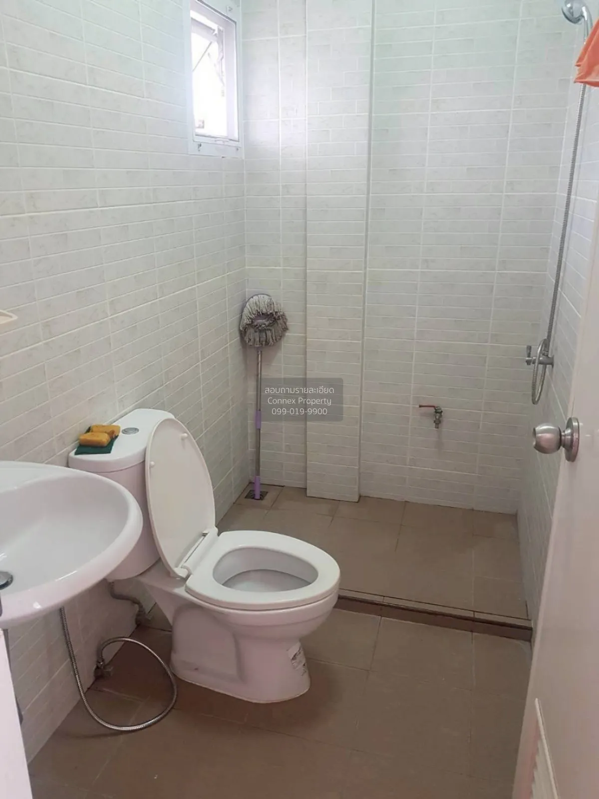 For Sale Two-story twin house on Ramintra Road. , Khanna Yao , Kh