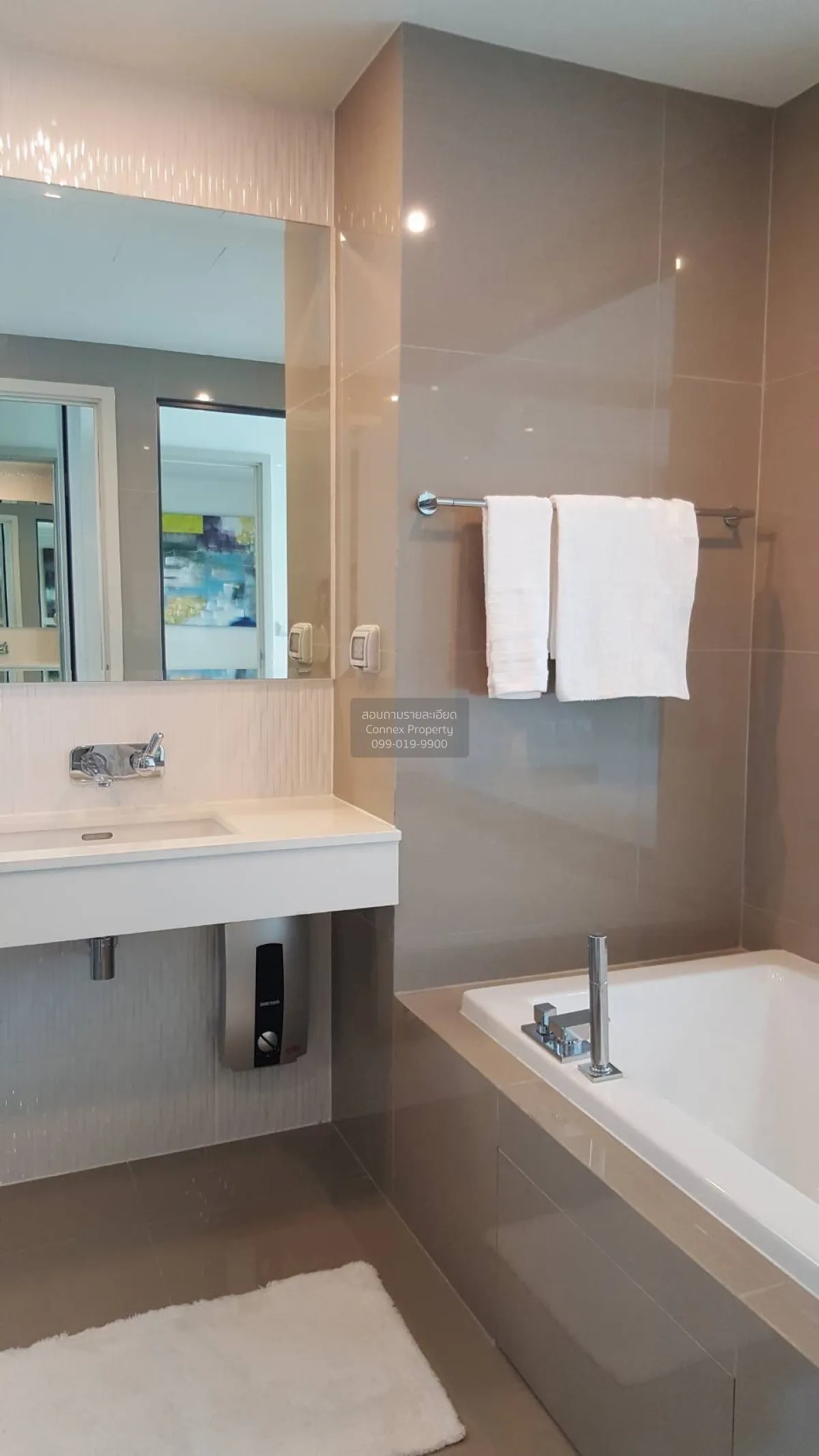 เช่าคอนโด  ริทึ่ม สุขุมวิท 42 หน้ากว้าง BTS-เอกมัย พระโขนง เขต คล 3