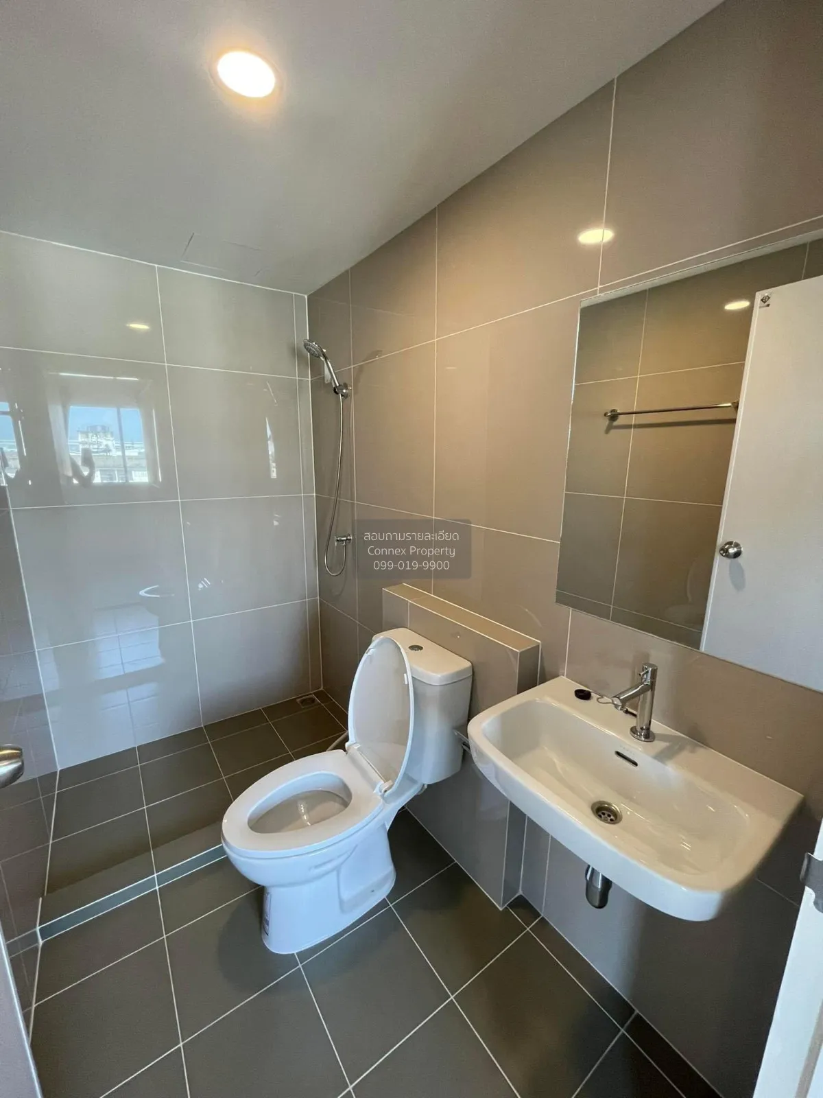 เช่าคอนโด  เสนา คิทท์ ศรีนครินทร์ - ศรีด่าน MRT-ศรีด่าน (สายสีเหล