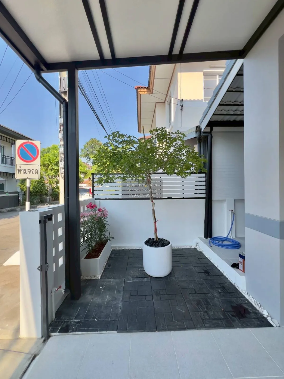 ขายบ้าน  บ้านพร้อมพัฒน์ 1 รามอินทรา รีโนเวทใหม่ สามวาตะวันตก เขต 