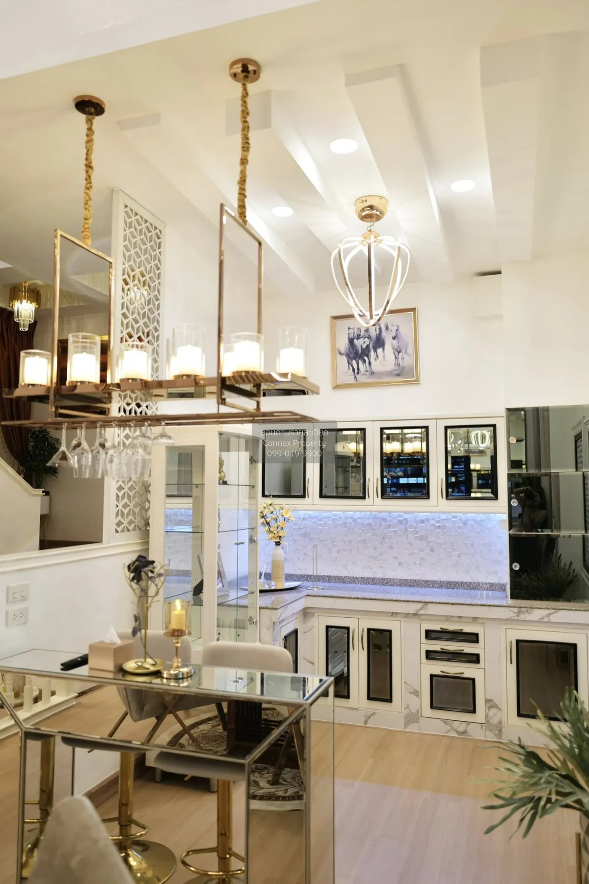 ขายทาวน์เฮ้าส์/ทาวน์โฮม  คริสตัล วิลล์ MRT-ลาดพร้าว 71 (สายสีเหลื 4