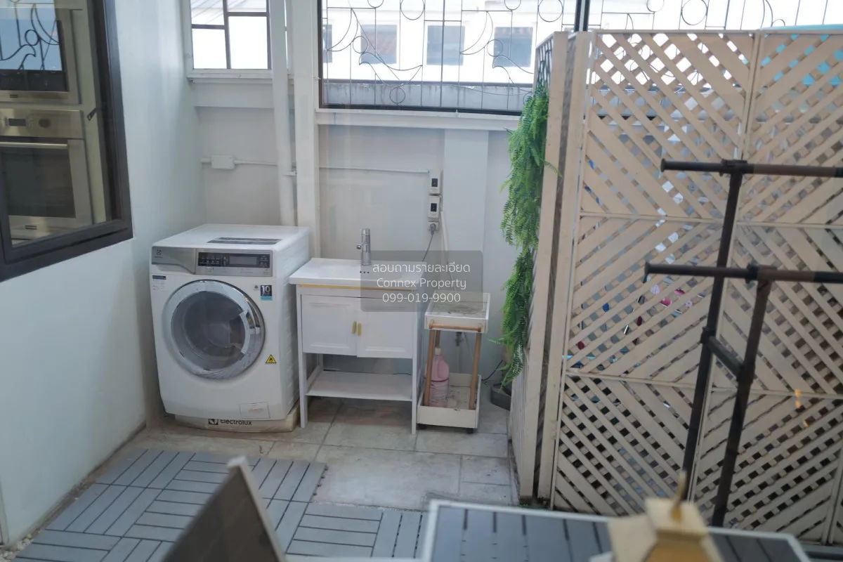 ขายทาวน์เฮ้าส์/ทาวน์โฮม  คริสตัล วิลล์ MRT-ลาดพร้าว 71 (สายสีเหลื