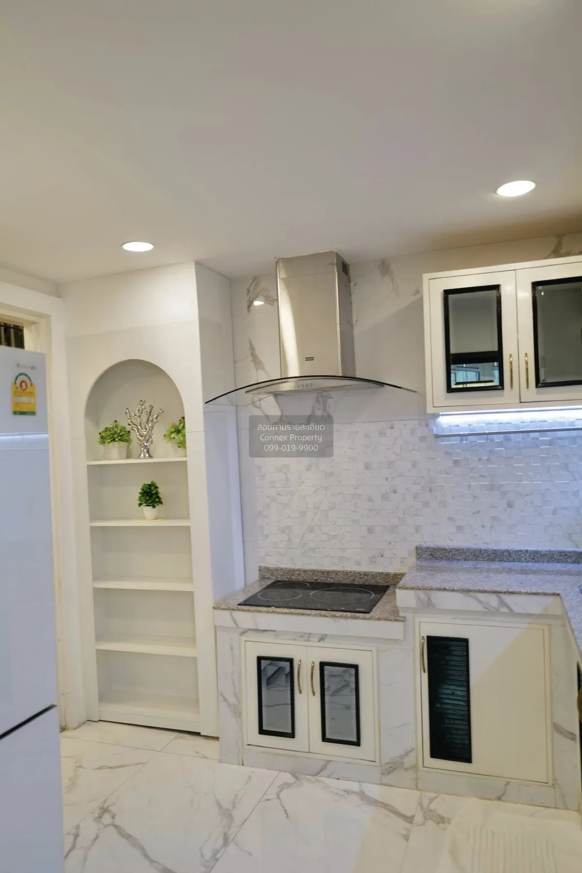 เช่าทาวน์เฮ้าส์/ทาวน์โฮม  คริสตัล วิลล์ MRT-ลาดพร้าว 71 (สายสีเหล