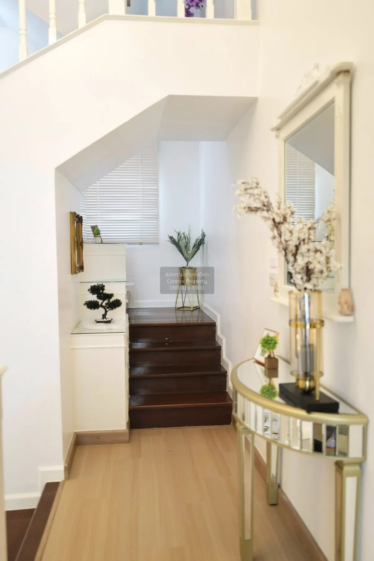 เช่าทาวน์เฮ้าส์/ทาวน์โฮม  คริสตัล วิลล์ MRT-ลาดพร้าว 71 (สายสีเหล