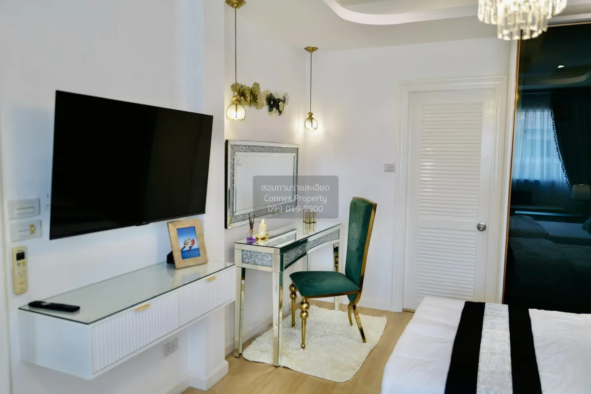 เช่าทาวน์เฮ้าส์/ทาวน์โฮม  คริสตัล วิลล์ MRT-ลาดพร้าว 71 (สายสีเหล