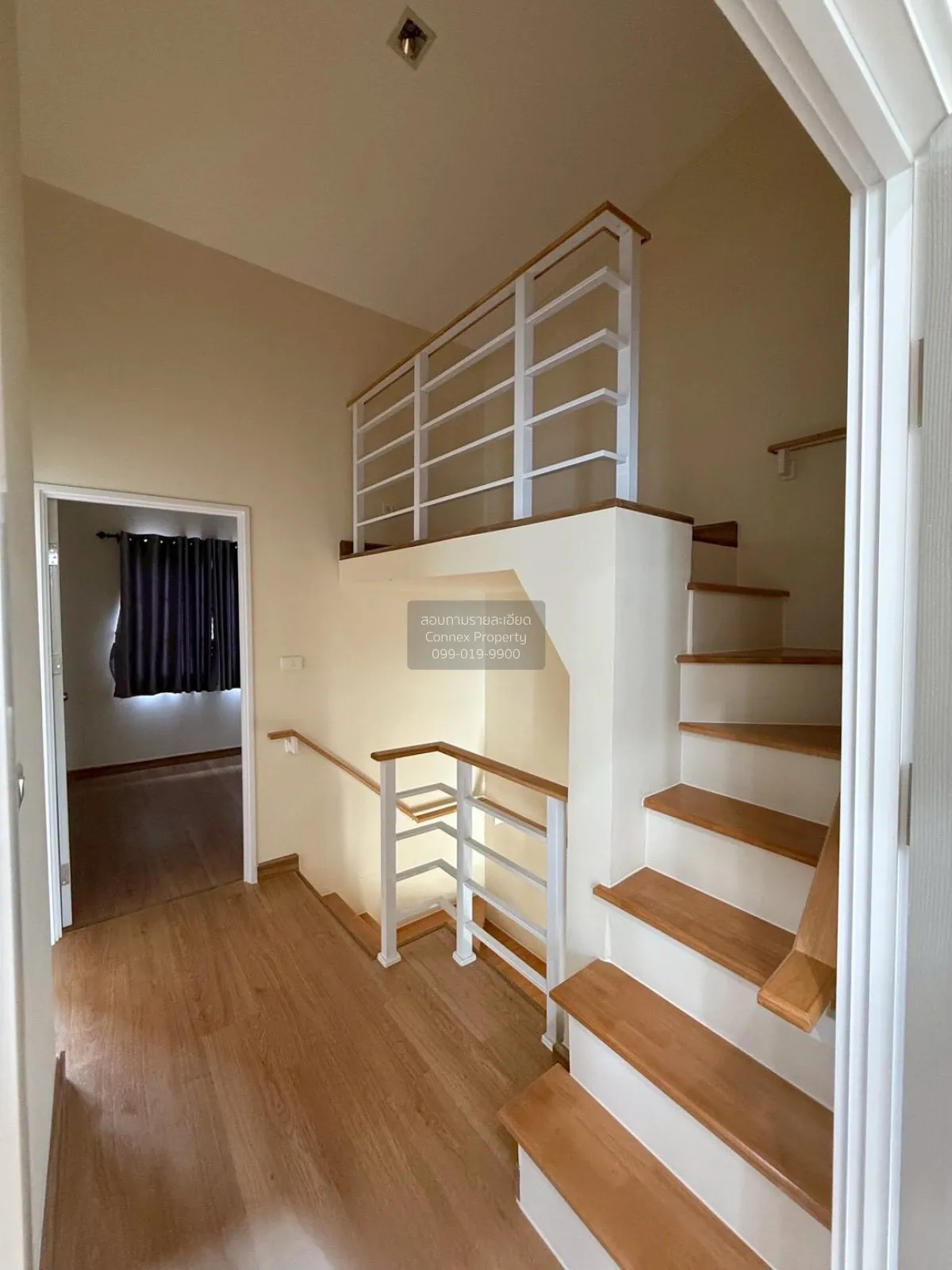 For Rent Townhouse/Townhome  , Golden Town Sukhumvit - Bearing BT