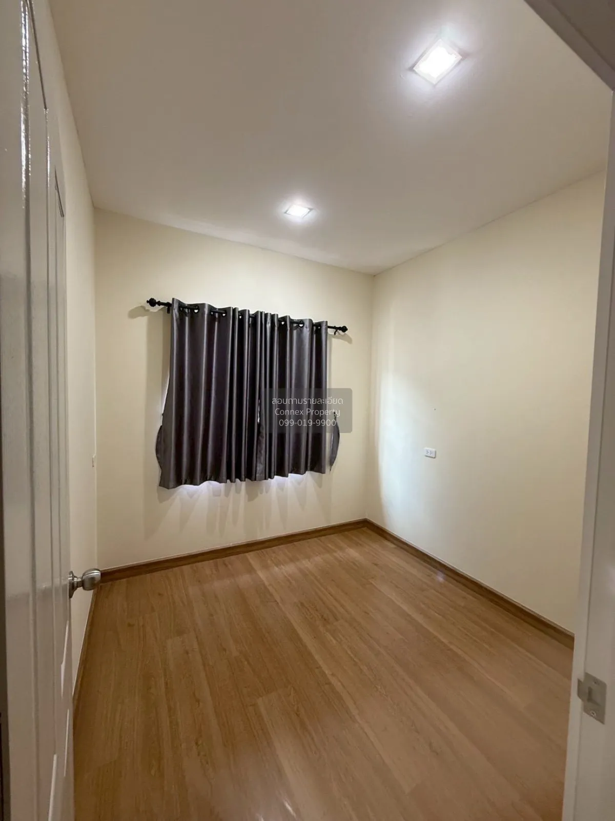 For Rent Townhouse/Townhome  , Golden Town Sukhumvit - Bearing BT