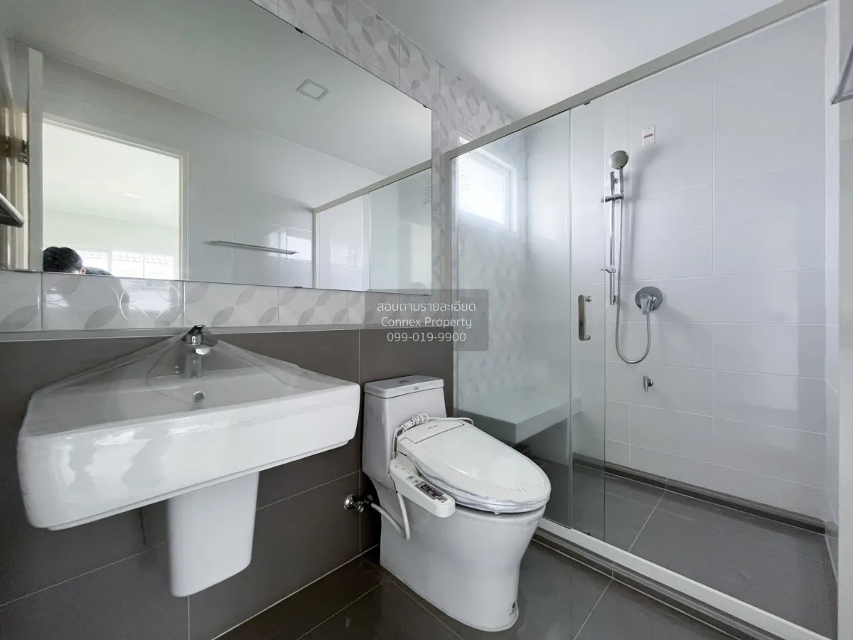 For Sale House , Villaggio Prachauthit 90 , Ban Khlong Suan , Phr