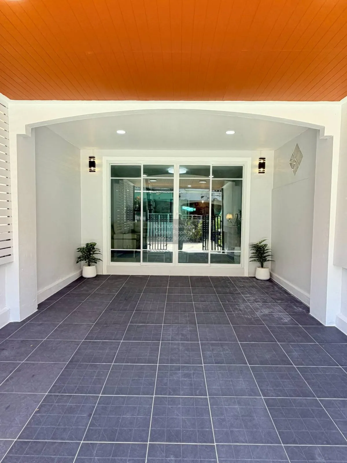 For Sale Townhouse/Townhome  , Kretkaew  Rattanathibet 26 , newly 4