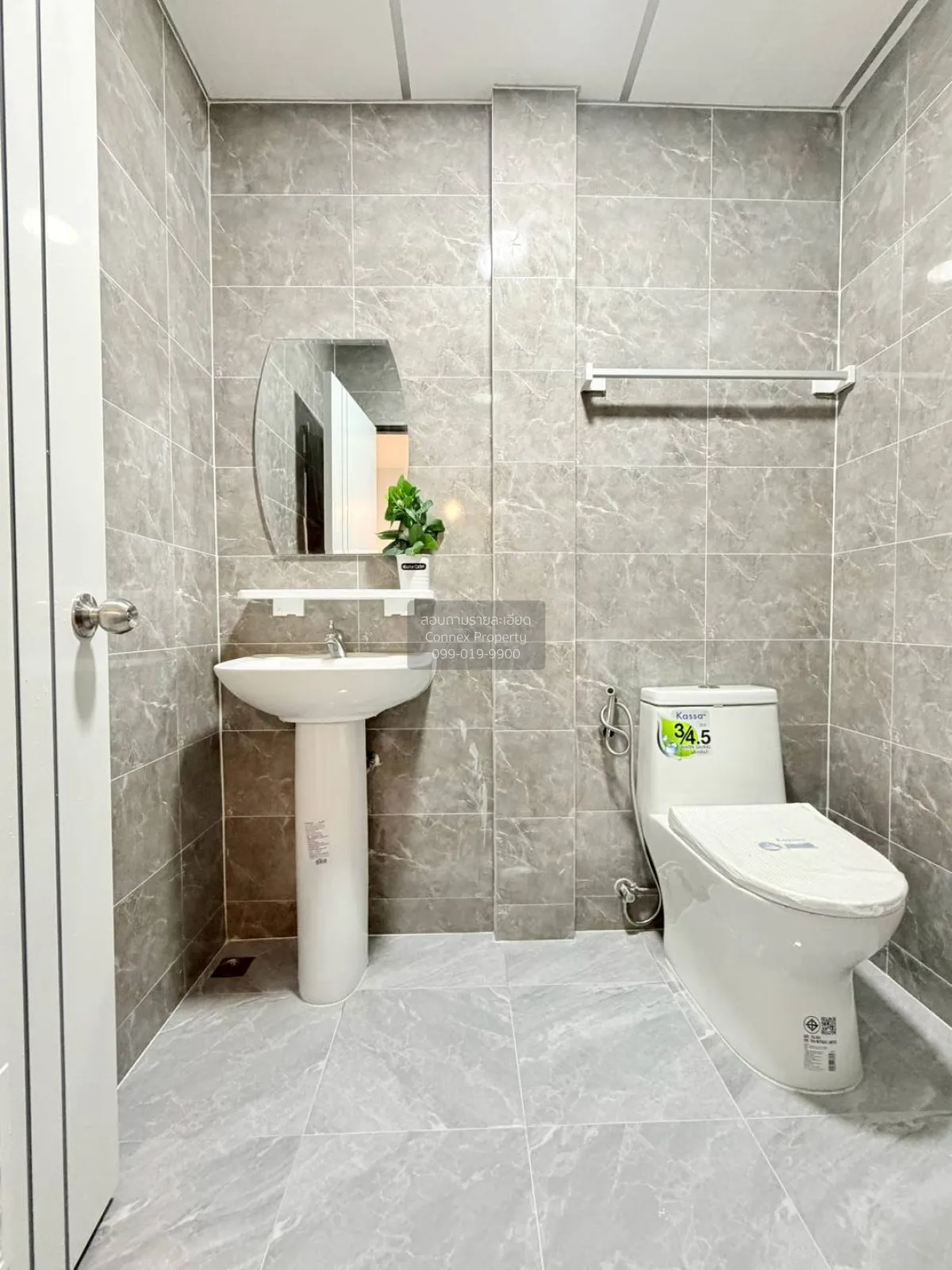 For Sale Townhouse/Townhome  , Kretkaew  Rattanathibet 26 , newly