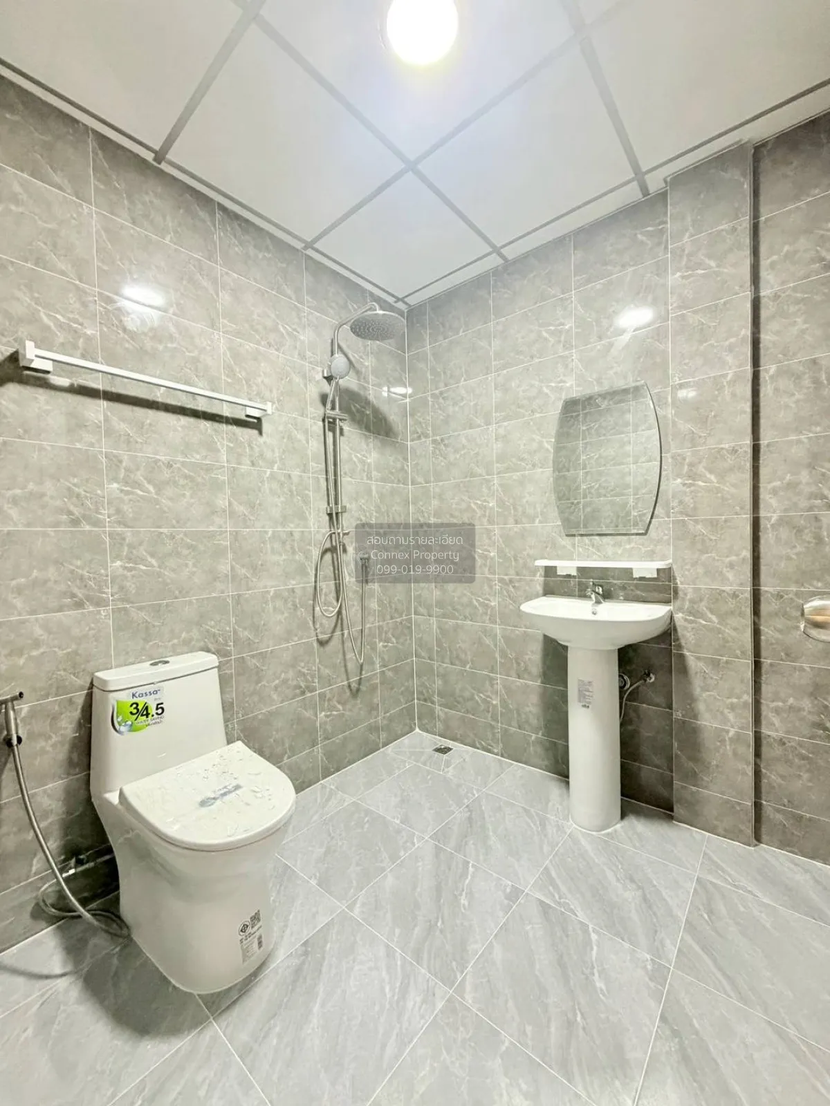 For Sale Townhouse/Townhome  , Kretkaew  Rattanathibet 26 , newly