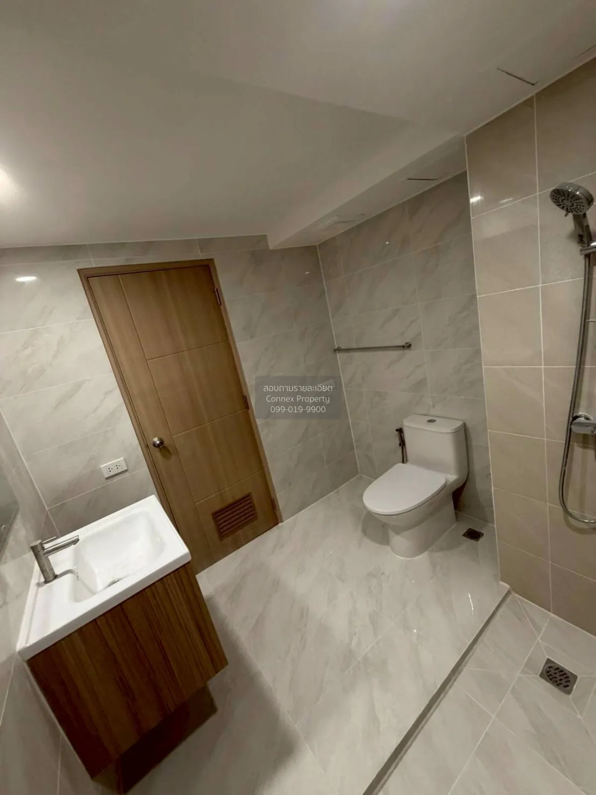 เช่าคอนโด  เรนทรี วิลล่า รีโนเวทใหม่ BTS-ทองหล่อ คลองเตยเหนือ เขต