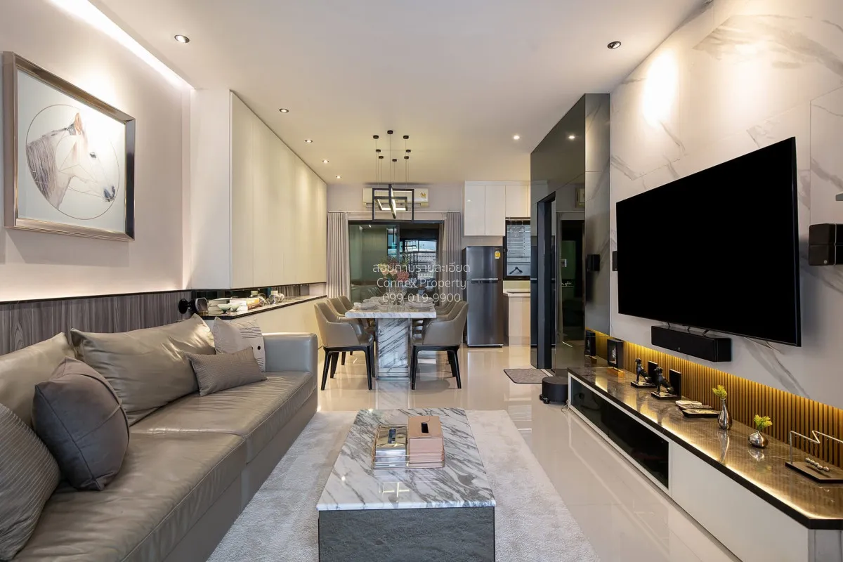 For Sale Townhome, Chokchai 4, Soi 18 , newly renovated , Lat Phr 2