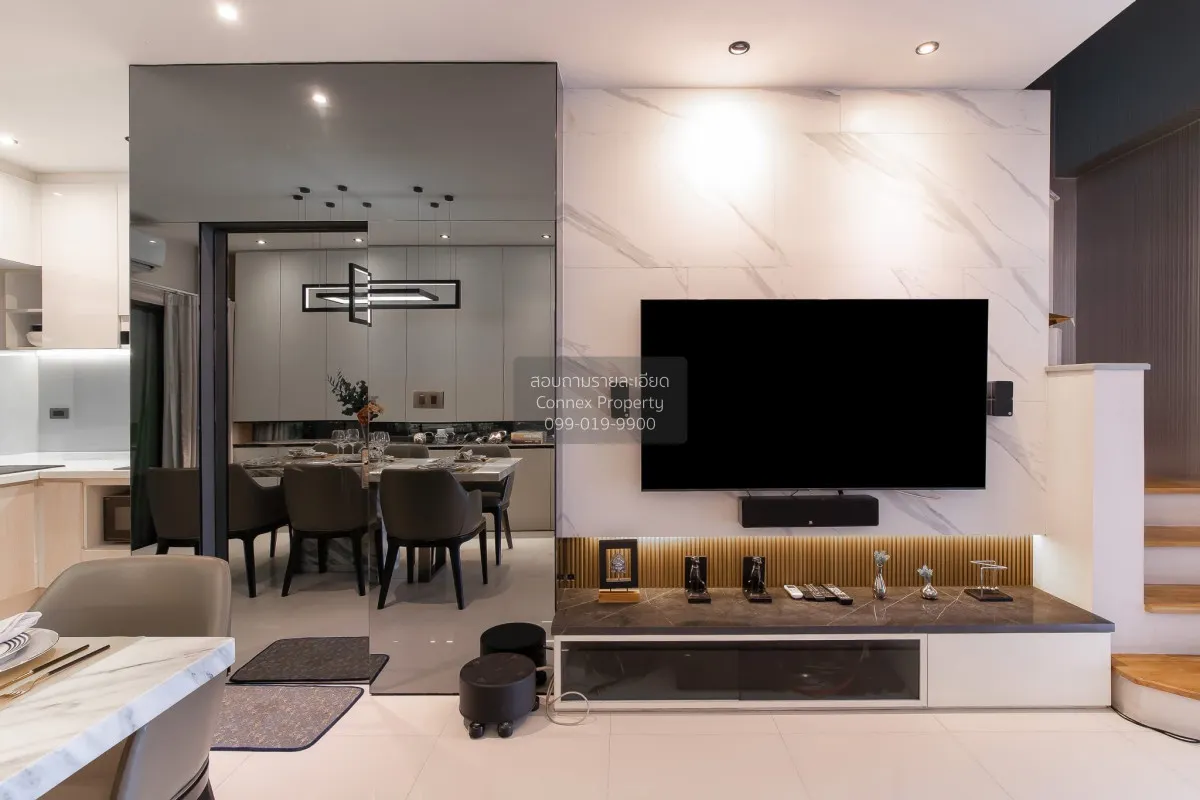 For Sale Townhome, Chokchai 4, Soi 18 , newly renovated , Lat Phr