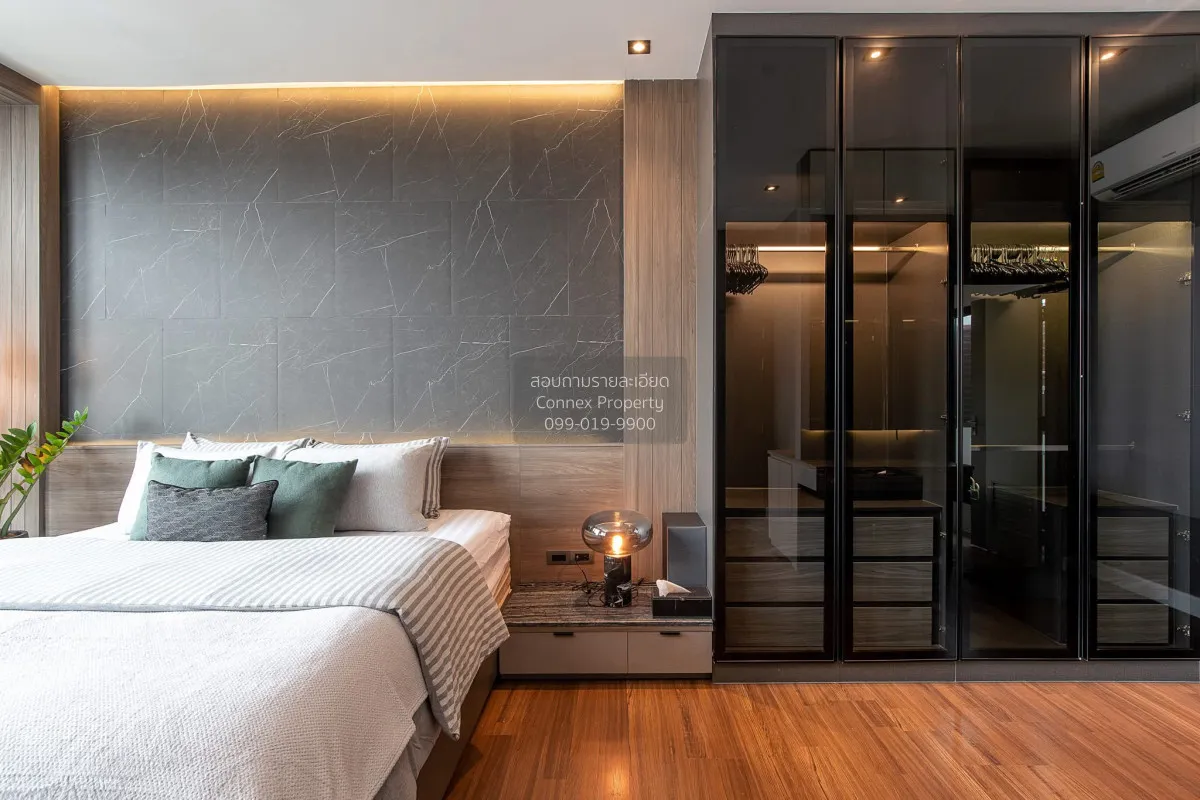 For Sale Townhome, Chokchai 4, Soi 18 , newly renovated , Lat Phr