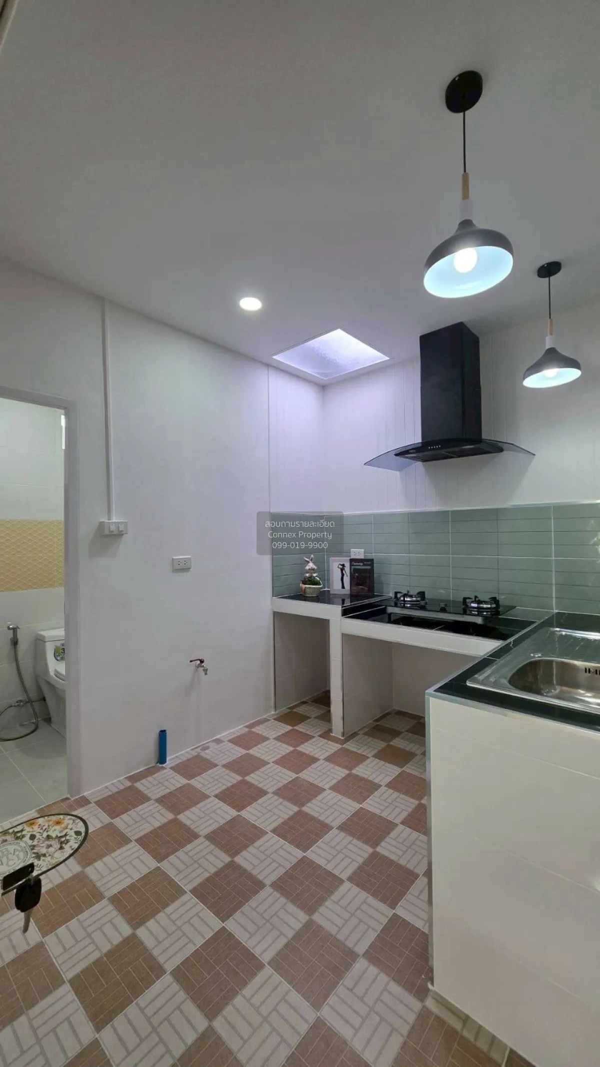 ขายทาวน์เฮ้าส์/ทาวน์โฮม  หมู่บ้านธารทอง 2 รีโนเวทใหม่ บางรักพัฒนา