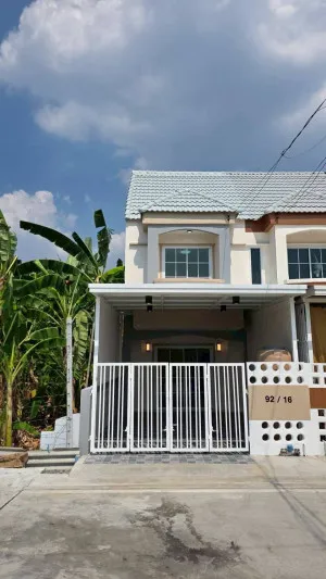 ขายทาวน์เฮ้าส์/ทาวน์โฮม  หมู่บ้านธารทอง 2 รีโนเวทใหม่ บางรักพัฒนา บางบัวทอง นนทบุรี CX-151913
